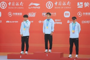 开云体育-突破不断，王文杰没想过刷新国内男子半马最好成绩